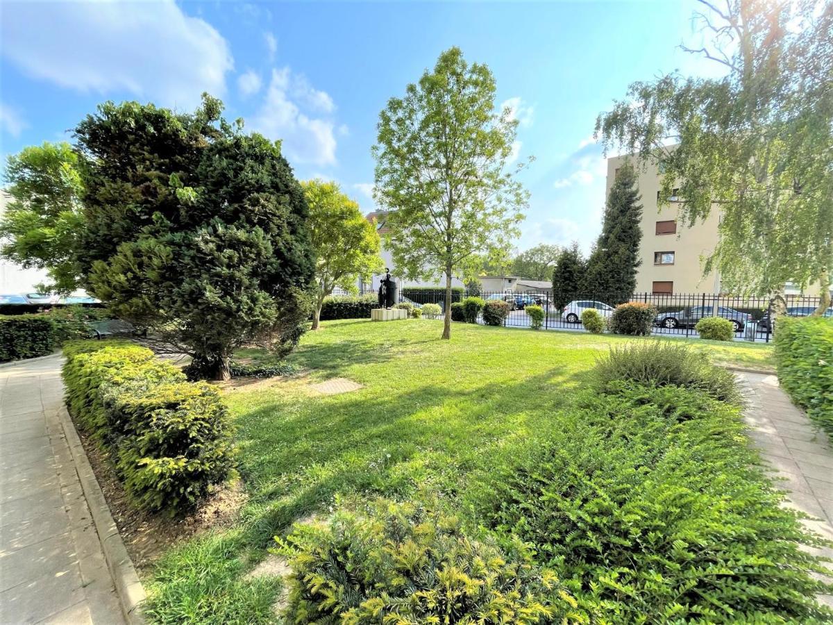 Brossolette Appartement T2 Spacieux Et Lumineux Balcon Vue Degagee Reims Dış mekan fotoğraf